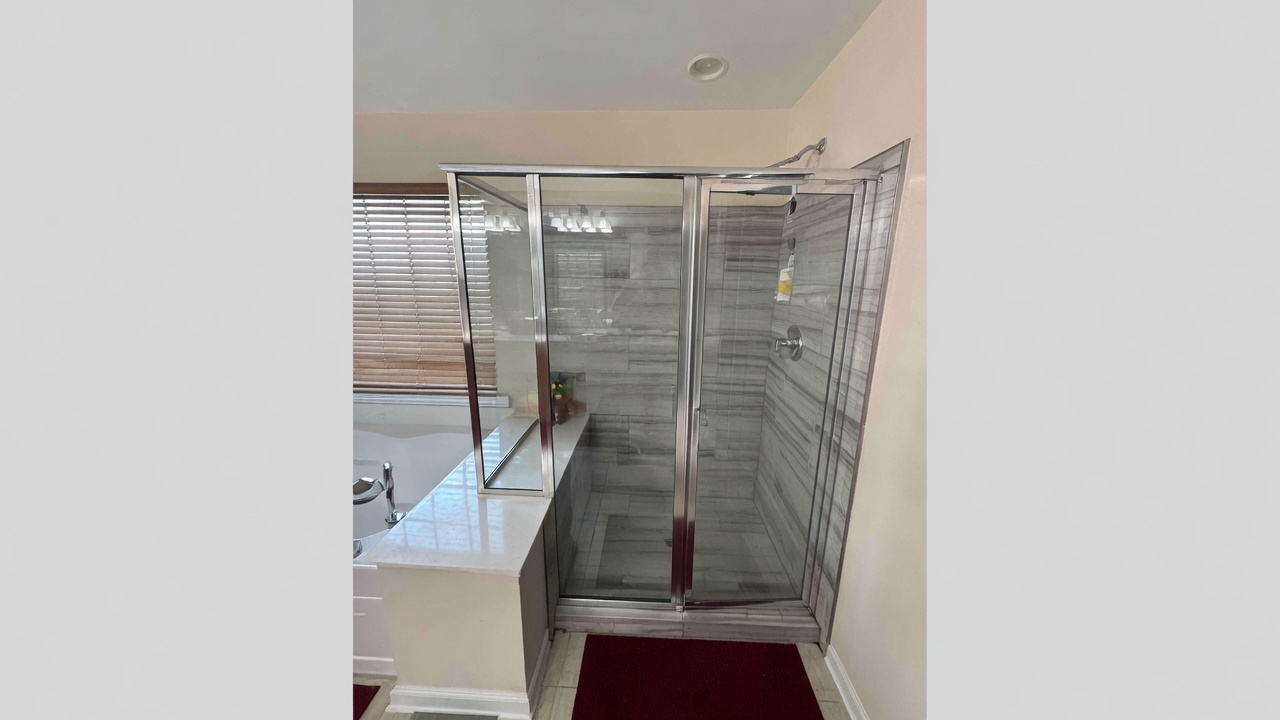 Frameless Door Pulls
